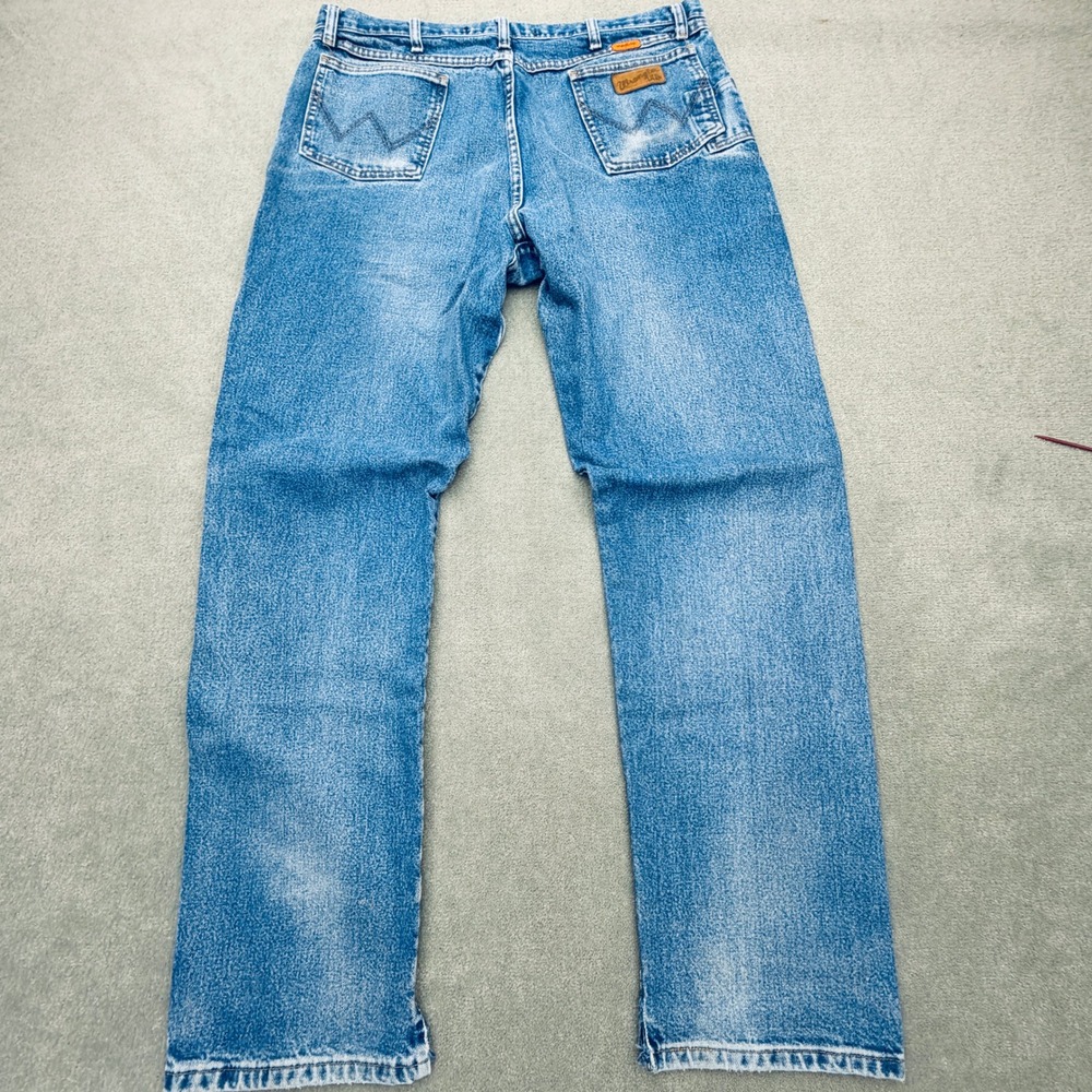 Wrangler FR Flame Resistant Relaxed Fit Jeans Mens 40x36 Blue Denim 10FR31MWZ - Picture 2 of 16